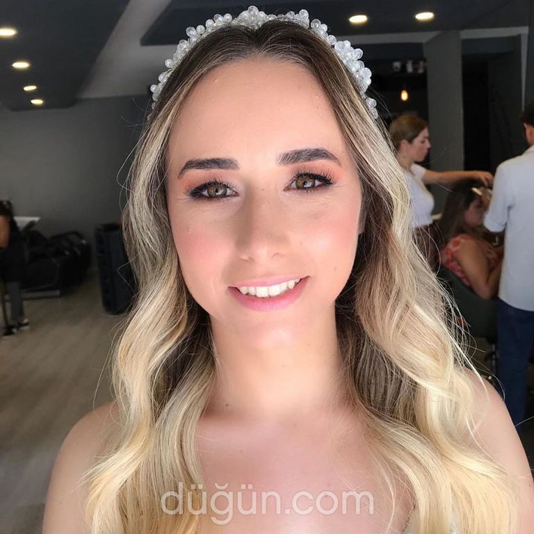 Tolga Köroğlu Hair & Makeup