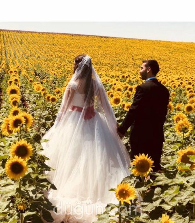 Hazal Gelinlik