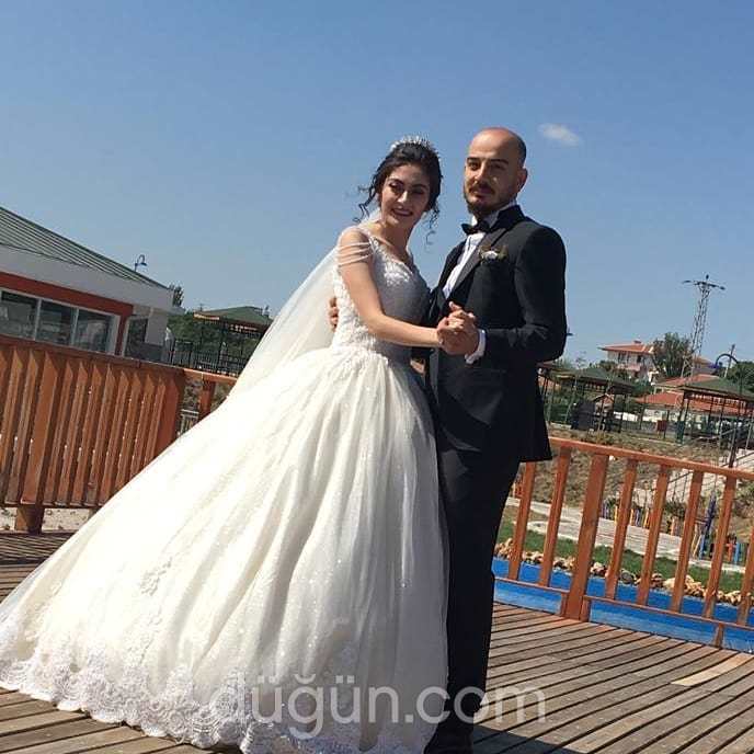 Hazal Gelinlik
