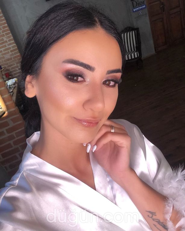 Nazlı Şahin Makeup Stüdyo
