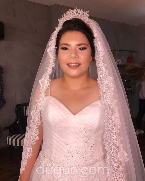 Nazlı Şahin Makeup Stüdyo