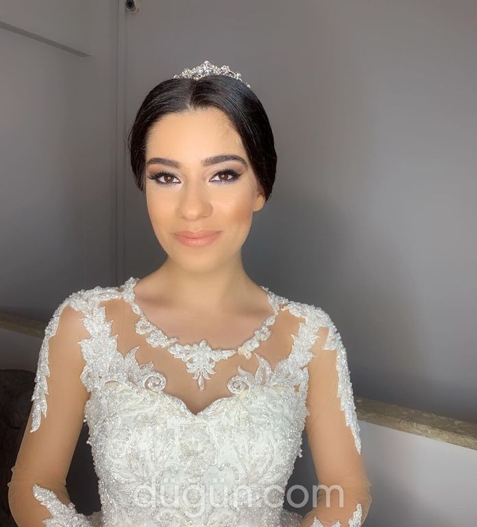 Makeup Artist Özlem Şamiloğlu