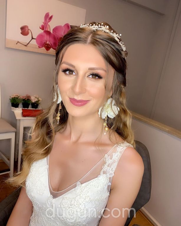 Makeup Artist Özlem Şamiloğlu