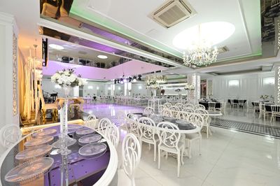 Alyans Deluxe Wedding