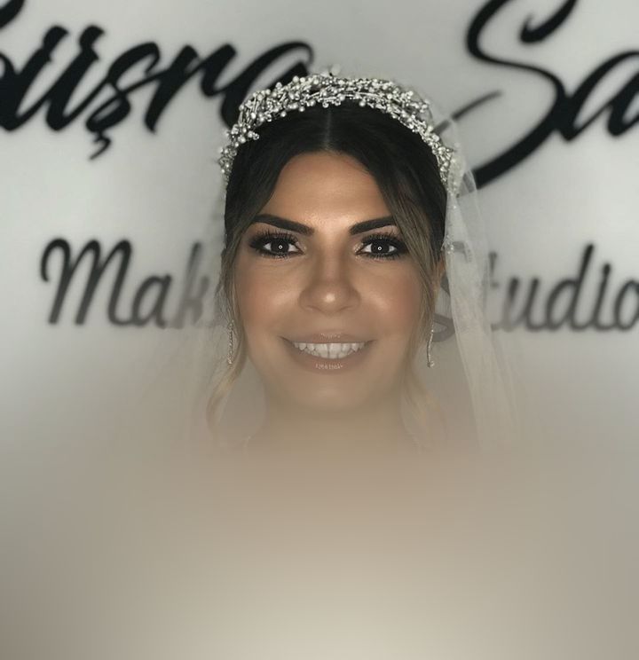 Büşra Saraç Make Up Studio