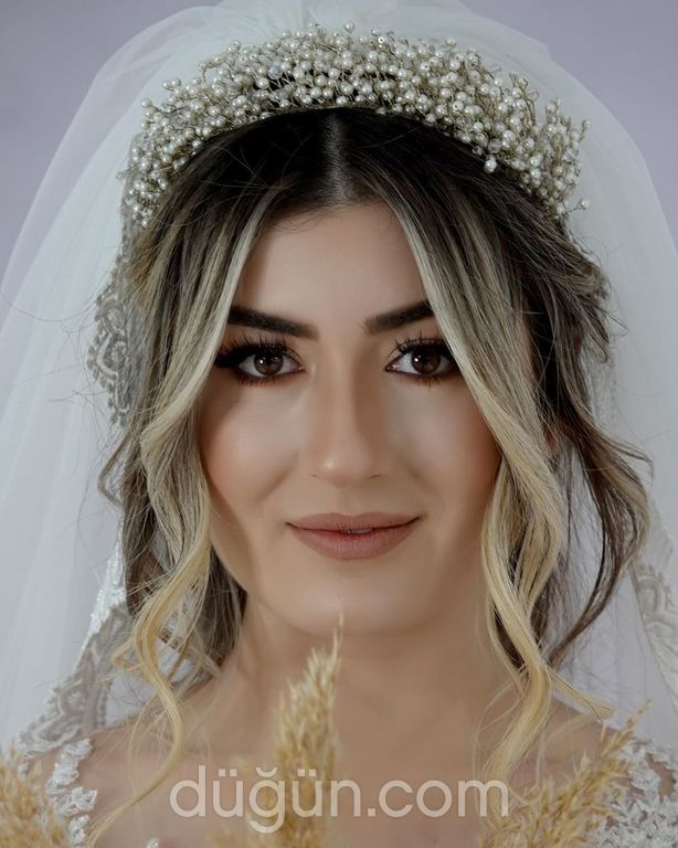 Büşra Saraç Make Up Studio