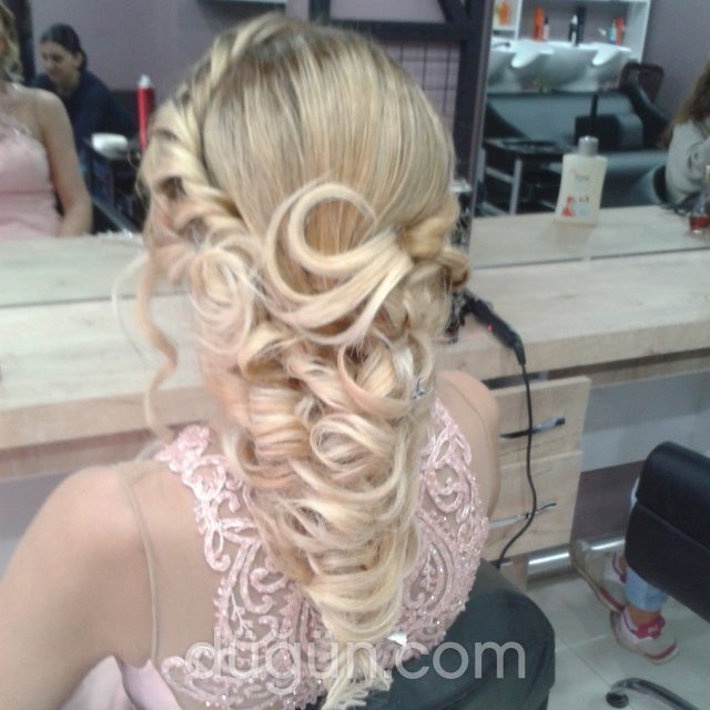 Coiffeur Ömer Duman