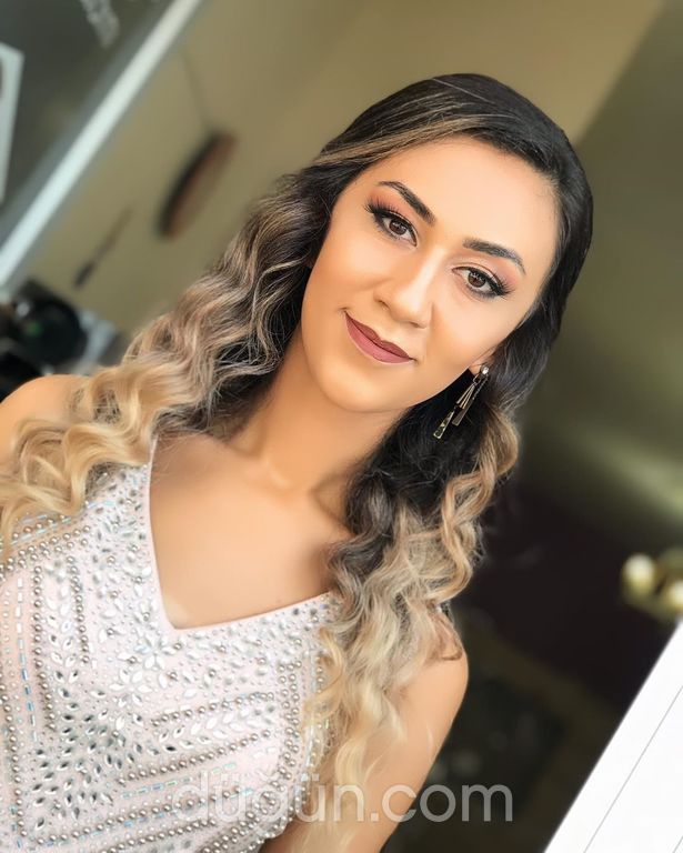 Bayan Makasçıoğlu Saç Tasarım