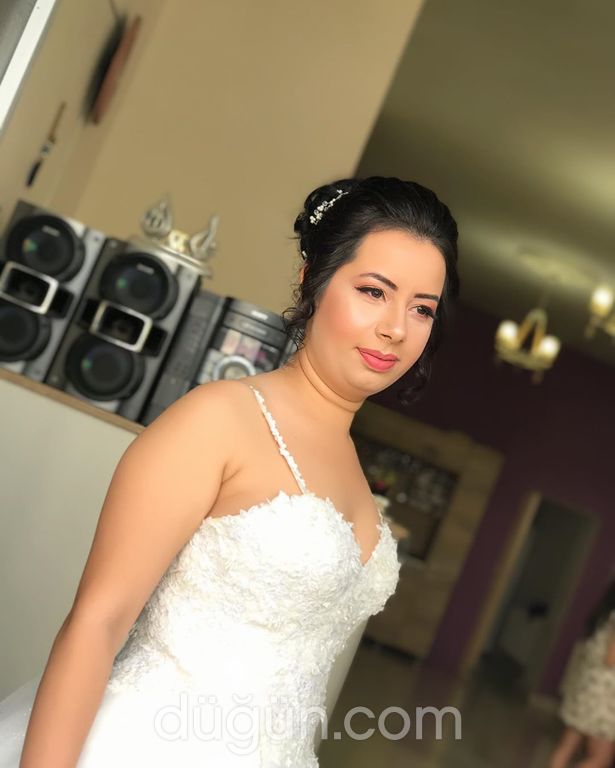 Bayan Makasçıoğlu Saç Tasarım