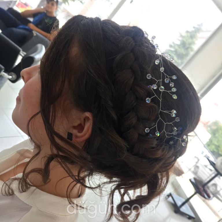 İrem Kuaför ve Güzellik Salonu