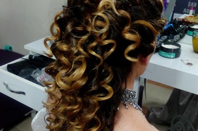 Filiz Kuaför ve Güzellik Salonu