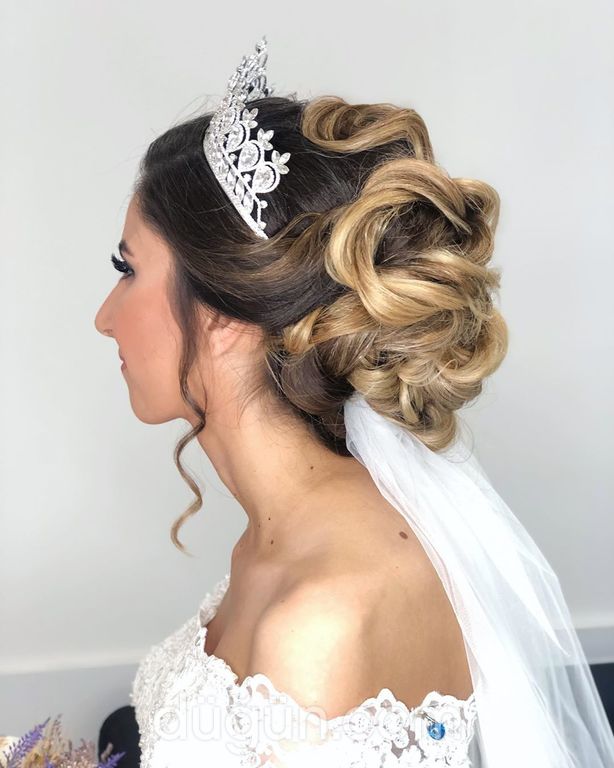 Mine Üstün Kuaför