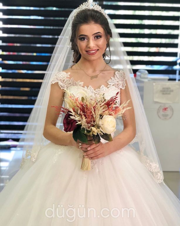 Yıldız Moda Tasarım