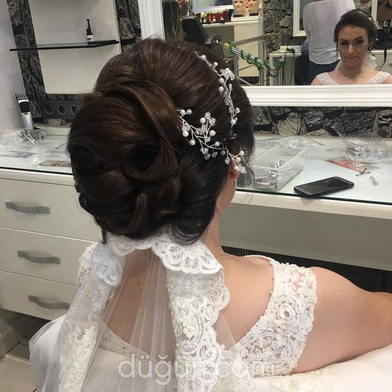 Özcan İpek Kuaför