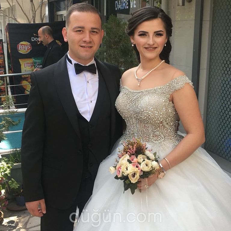 Özcan İpek Kuaför