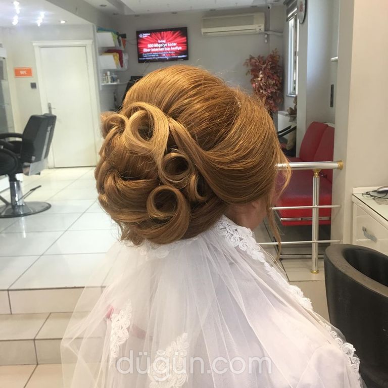 Özcan İpek Kuaför