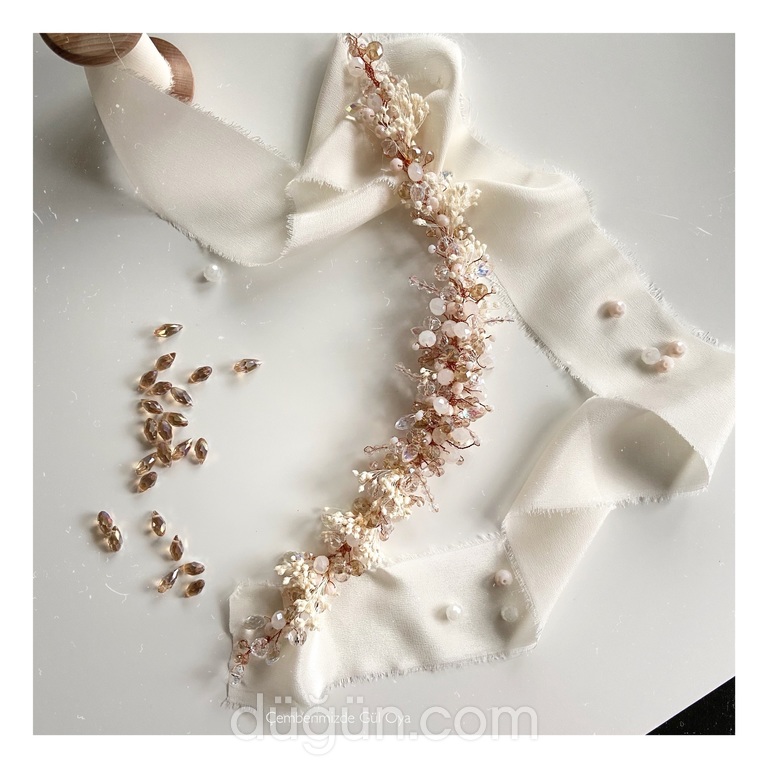 Çemberimizde Gül Oya