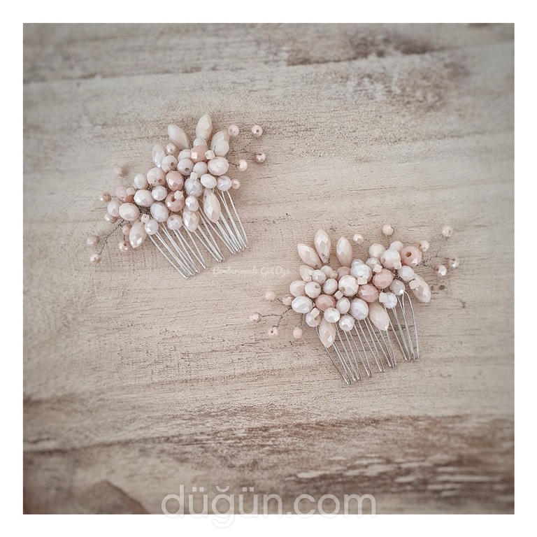 Çemberimizde Gül Oya