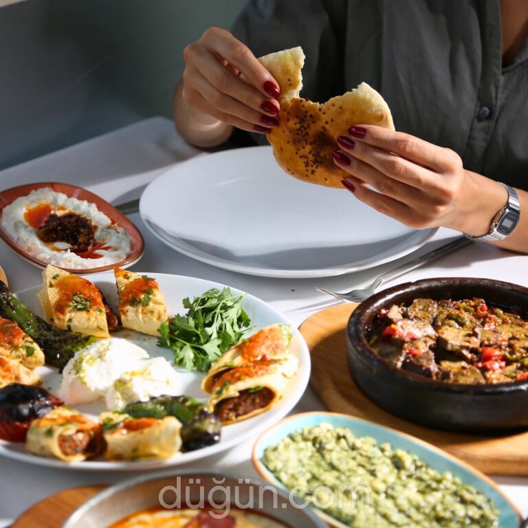 Tike Restaurant IstMarina