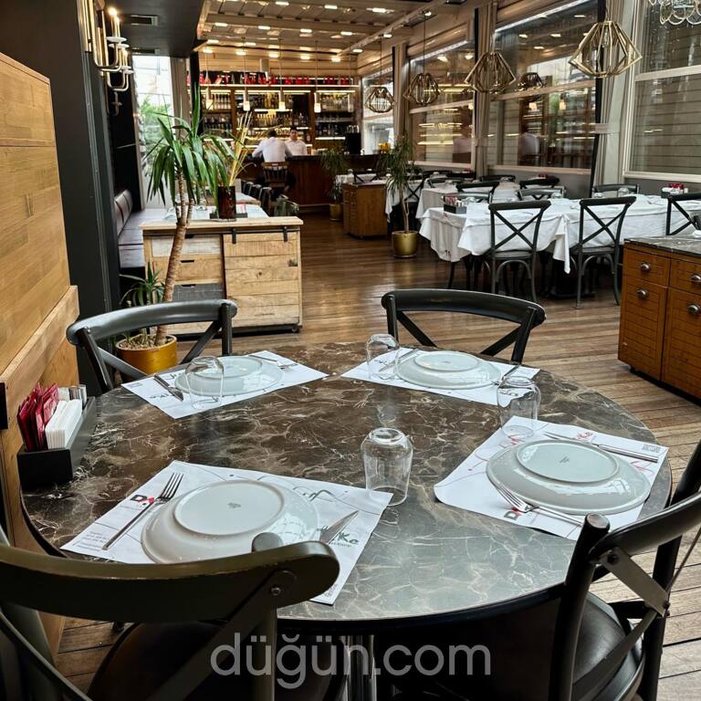 Tike Restaurant IstMarina