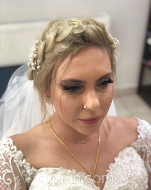 Nesimi & Mahir Kuaför