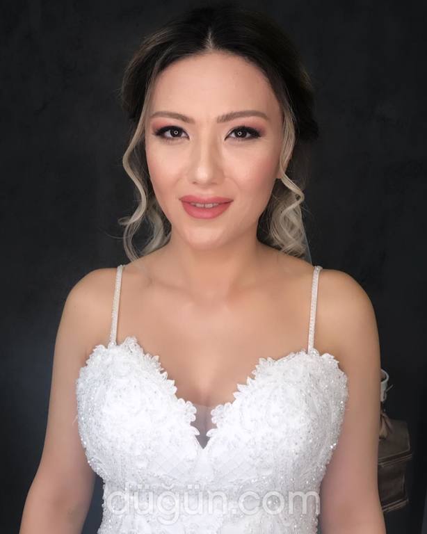 Esra Selçukkaya Kuaför ve Güzellik