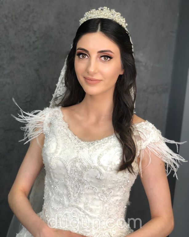 Esra Selçukkaya Kuaför ve Güzellik