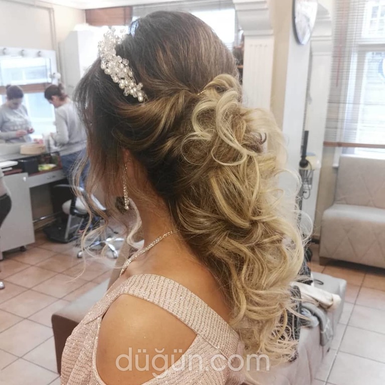 Funda & Emre Kuaför