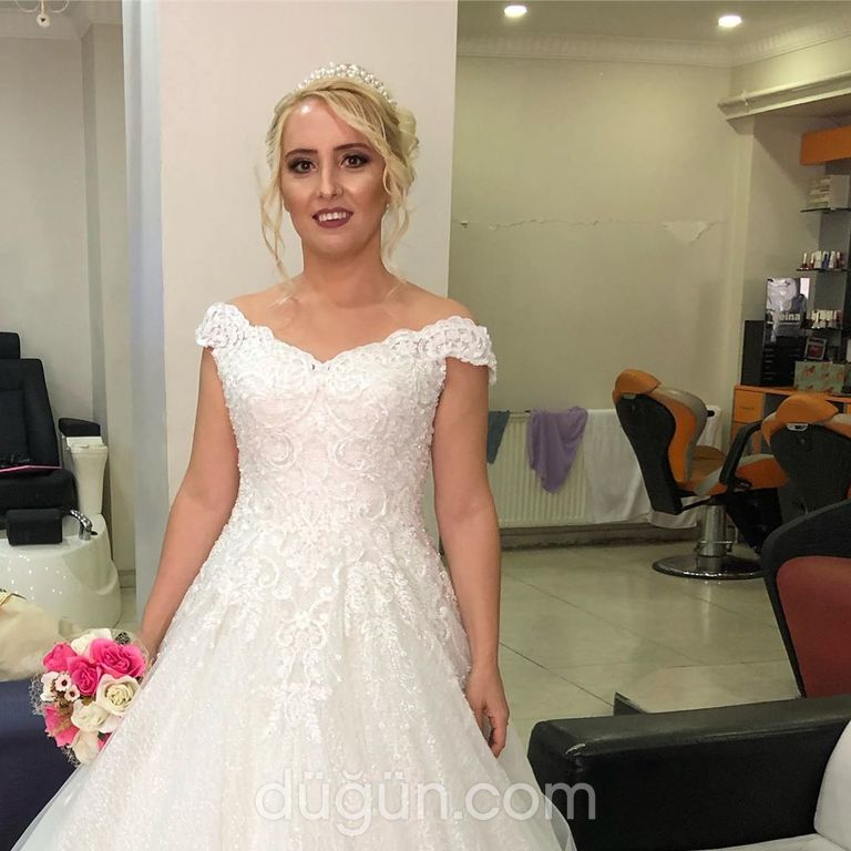 Burcu Şanlı Vip Hair Make Up Studio
