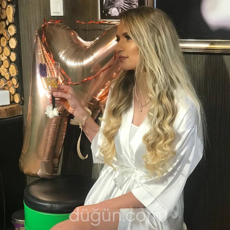 Salon Derya Dalgıç