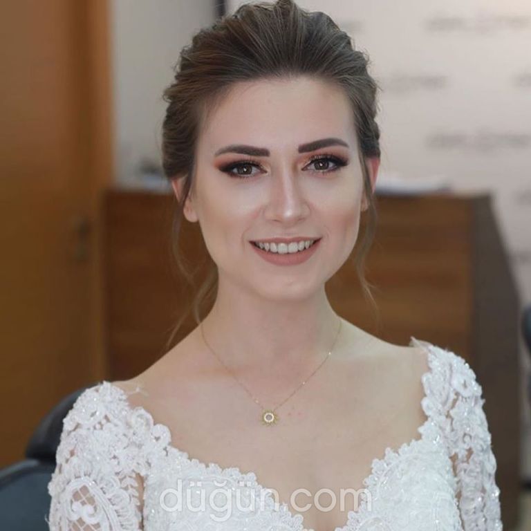 Kuaför Şeyma Samat