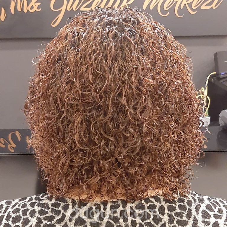 Hira Saç Tasarım & Güzellik