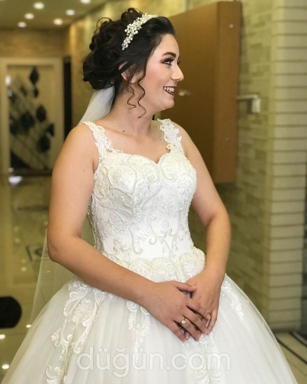 Şöhret Kuaför ve Gelinlik