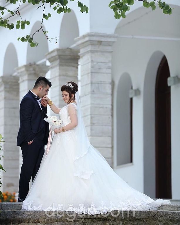 Şöhret Kuaför ve Gelinlik