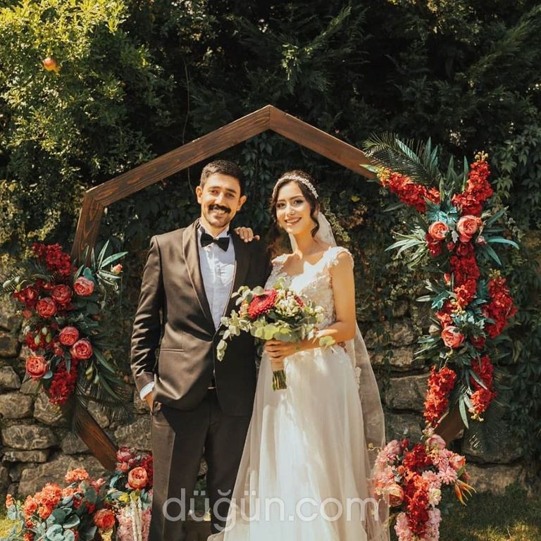 Yasmina Gelinlik & Moda Evi