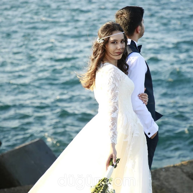 Bahar Gelinlik ve Moda Evi