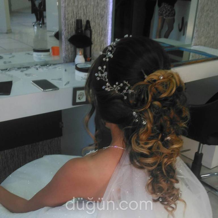 Ahmet Ünlü Kuaför