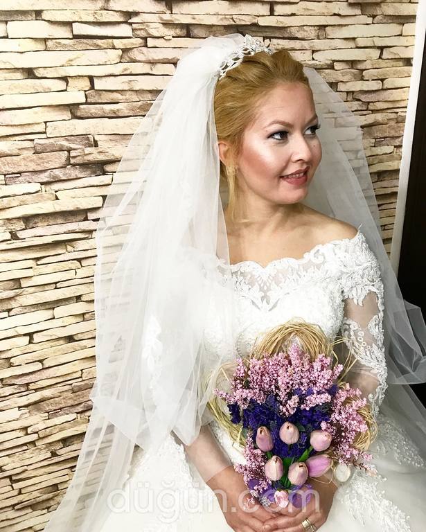 Şule Kuaför & Gelinlik