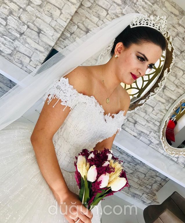 Şule Kuaför & Gelinlik