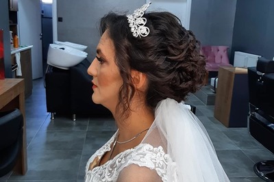 Özge & Yılmaz Saç Tasarım