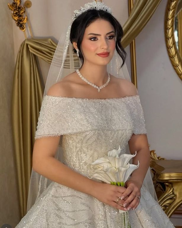 Miss Yağmur Gelinlik