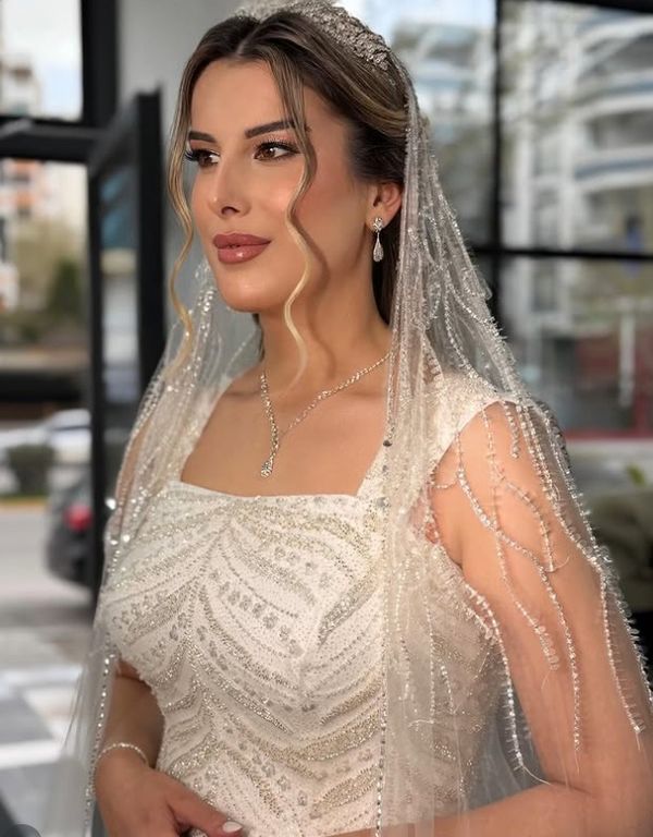 Miss Yağmur Gelinlik