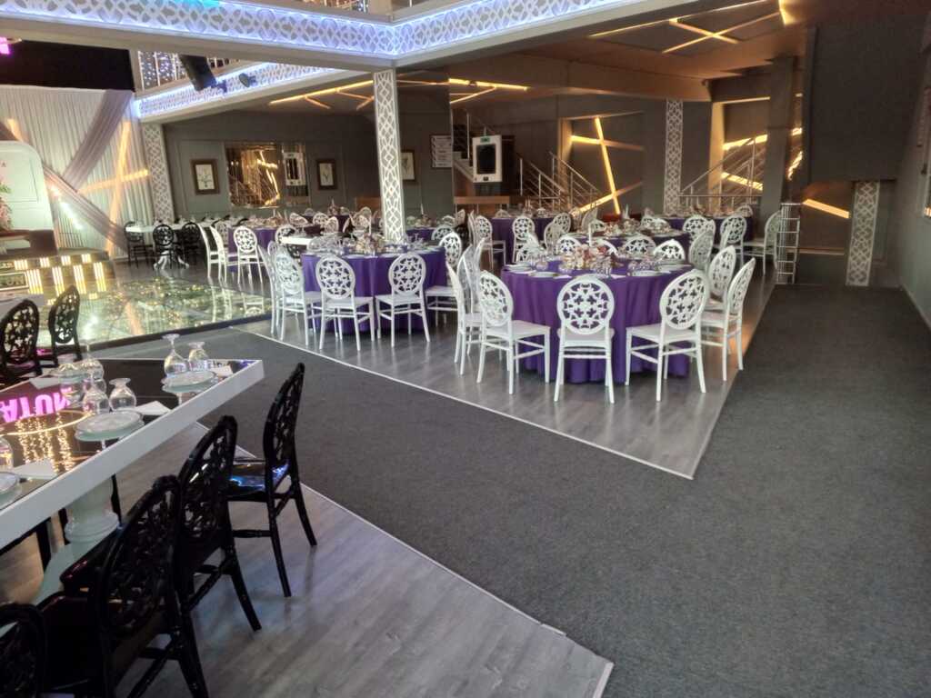 Eflatun Kına Konağı