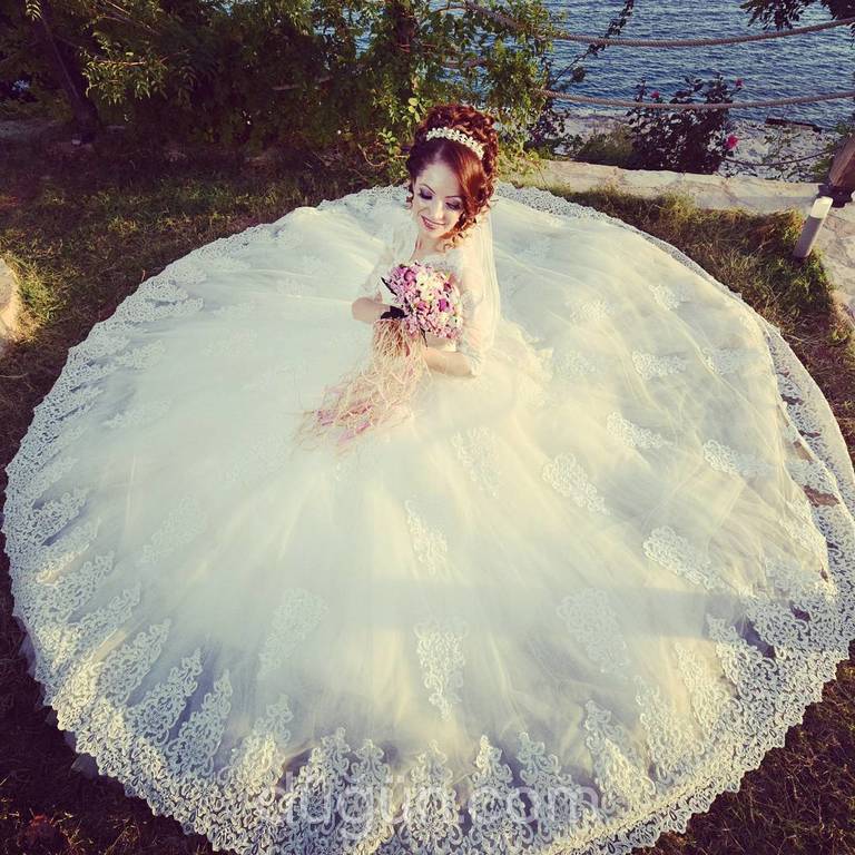 Esin Kuaför & Gelinlik