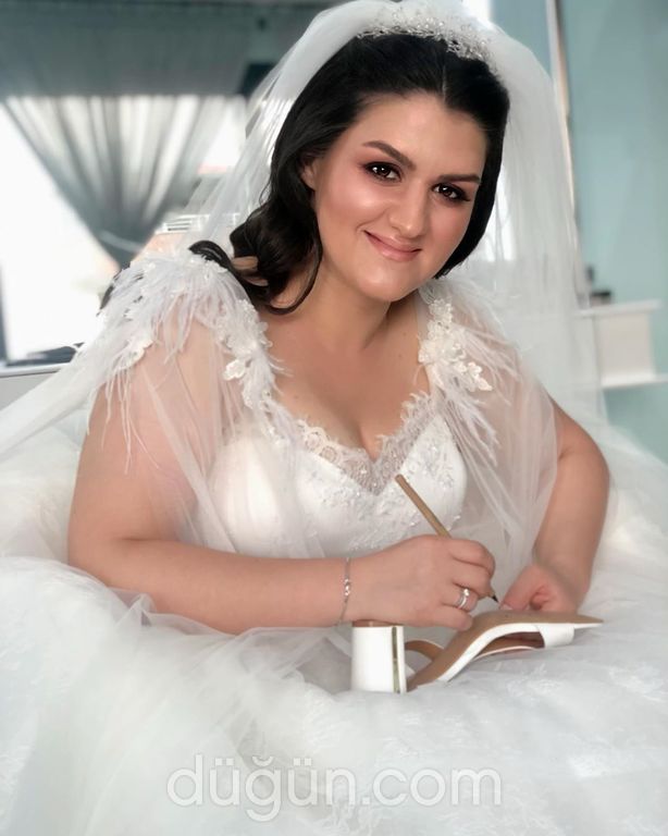 Pelin Tekin Makeup Studio