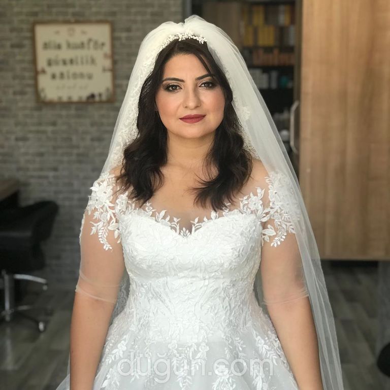 Alis Kuaför ve Güzelik Merkezi