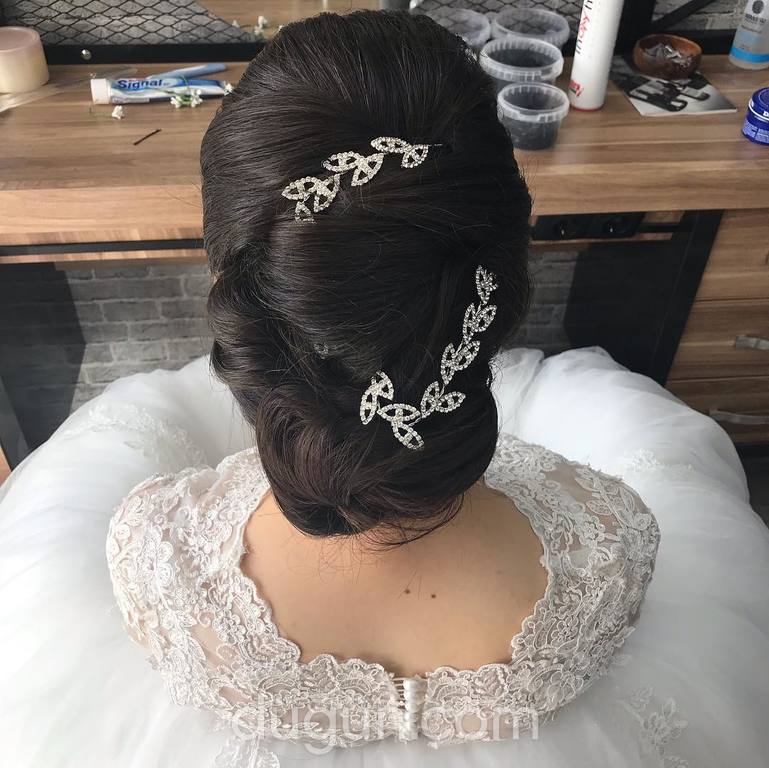 Alis Kuaför ve Güzelik Merkezi