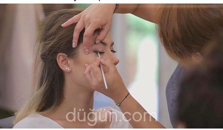 Tuğba Özcoşkun Makeup