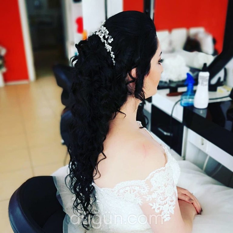 Bella Saç Tasarım ve Güzellik Merkezi