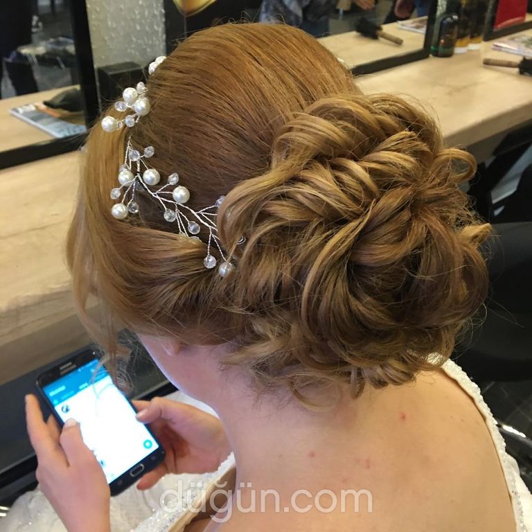 Tuna Saç ve Güzellik Merkezi